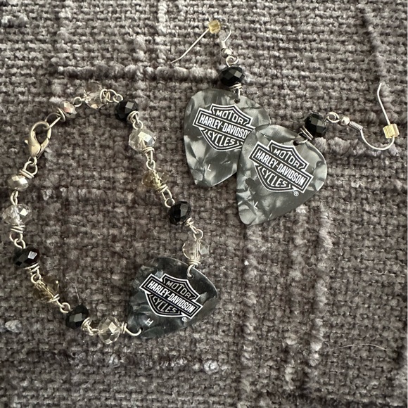 Harley-Davidson Black and Silver Jewelry Set - Picture 3 of 3